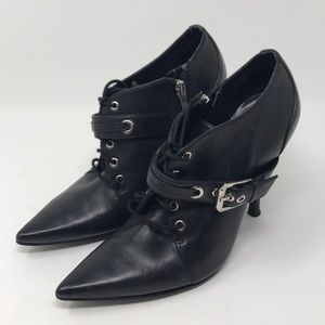 Guess by Marciano pointed booties